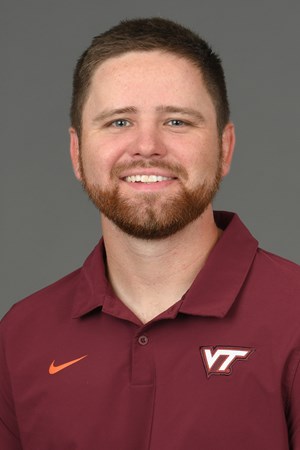 Assistant Coach Mike Lewis